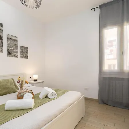 *suite Boutique Santa Croce* Apartament Florencja
